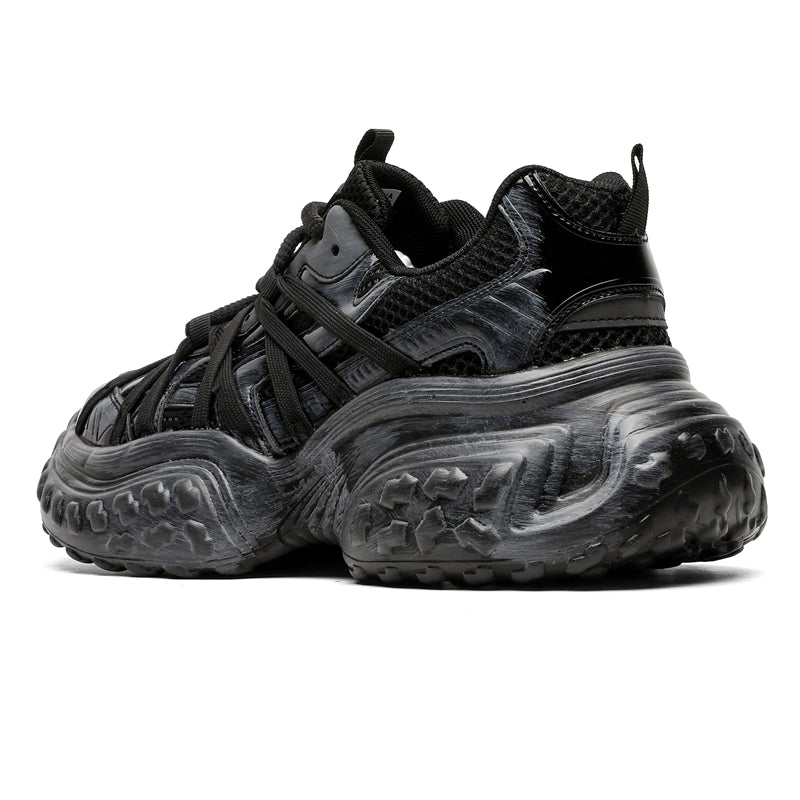 S8888 Black Tire Sneakers