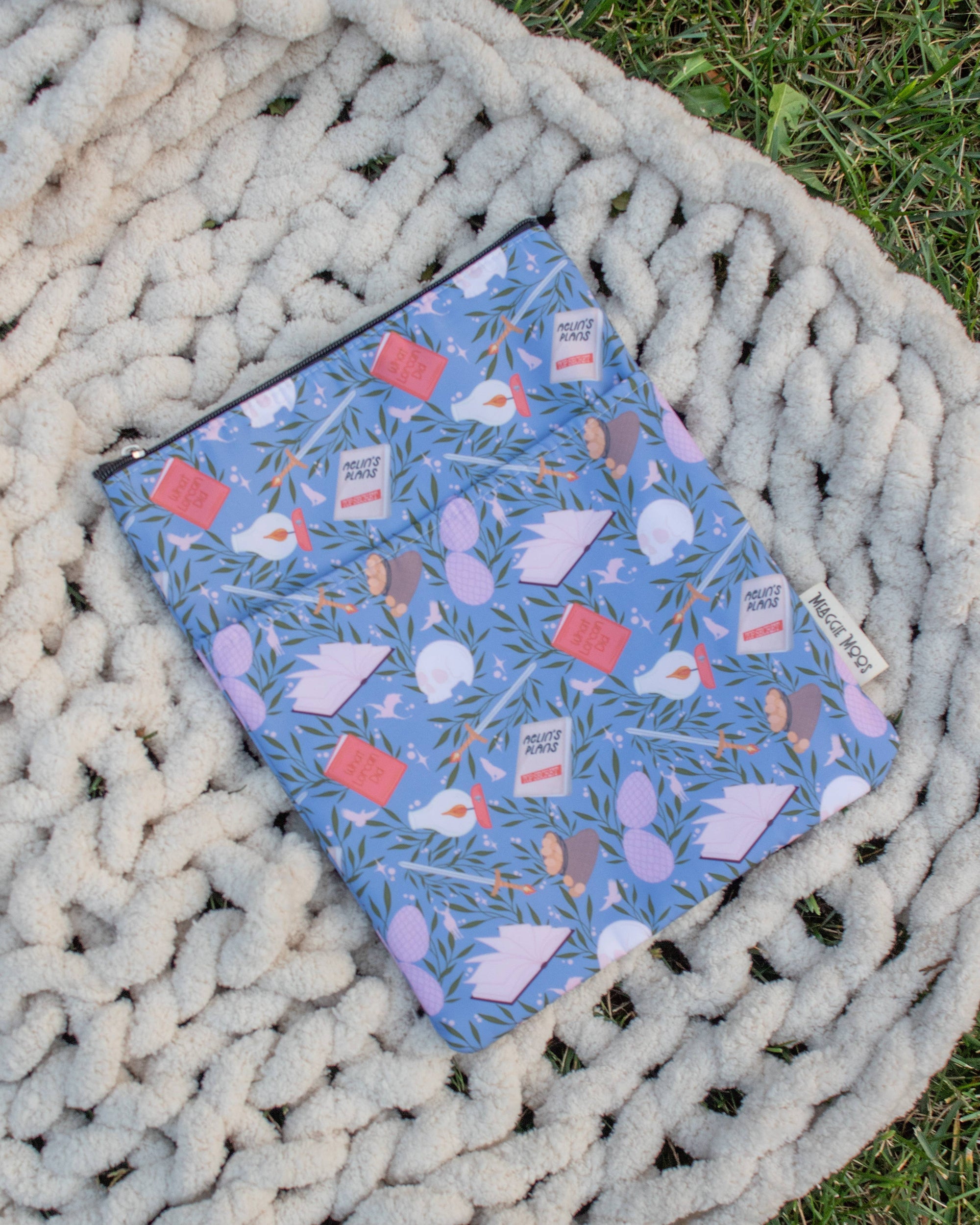 Meaggie Moos - Book / Tablet Sleeve | Throne of Glass