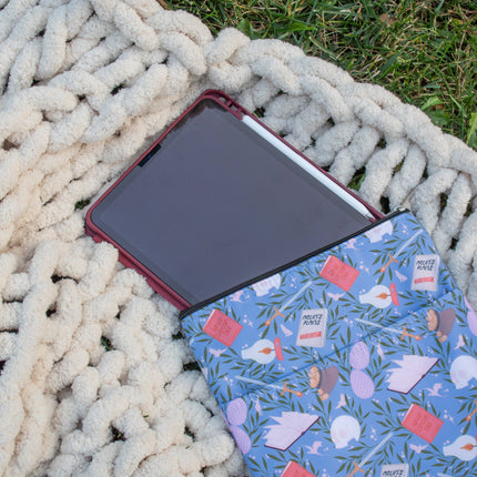Meaggie Moos - Book / Tablet Sleeve | Throne of Glass