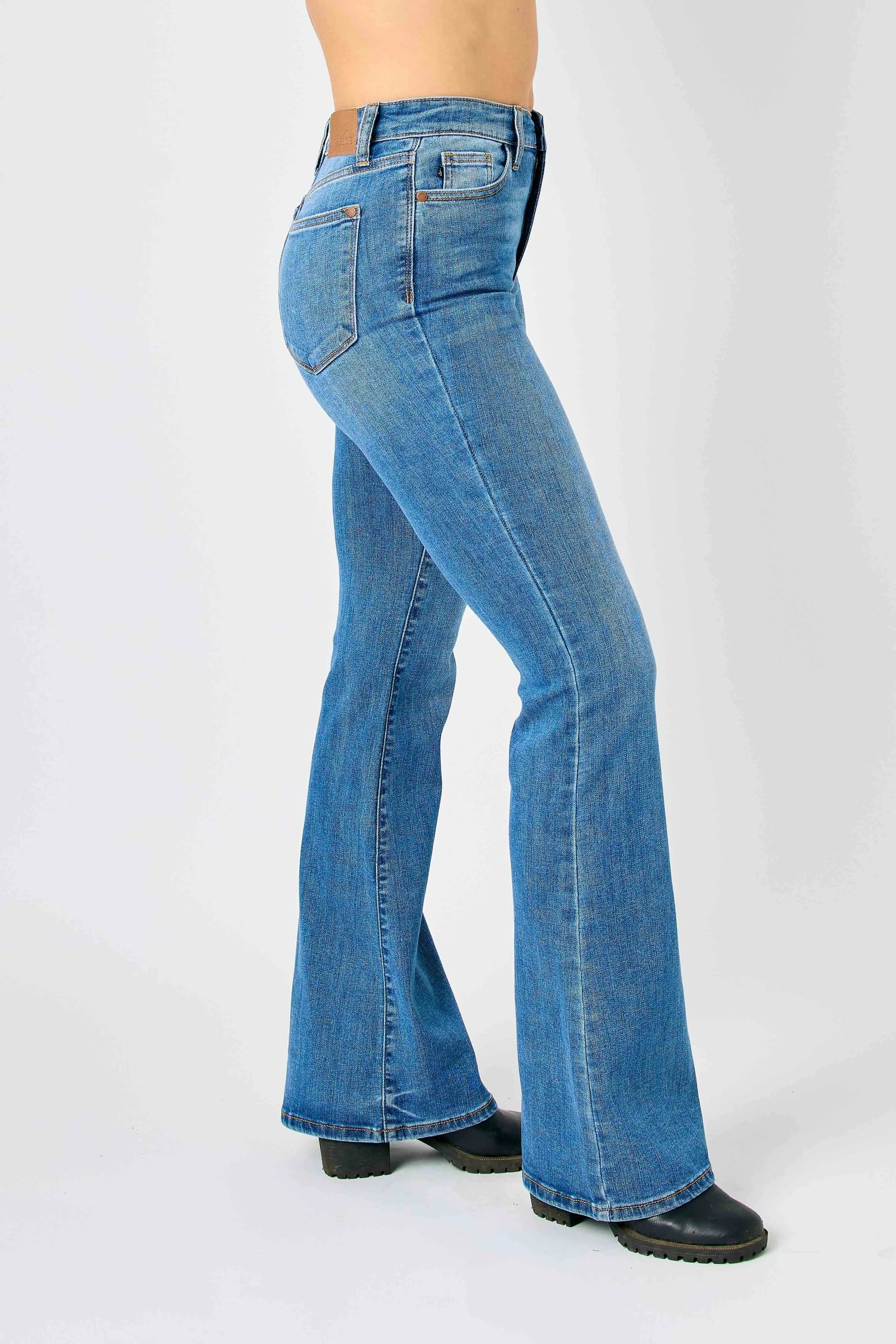 Judy Blue Full Size Hw Classic Flare Jeans