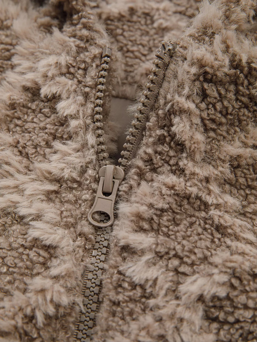 Sherpa Rhombus Zip Up Side Pocket Hooded Jacket