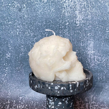 Handmade Skull Candle with Floral Details – Custom Colors & Scents for a Unique Touch