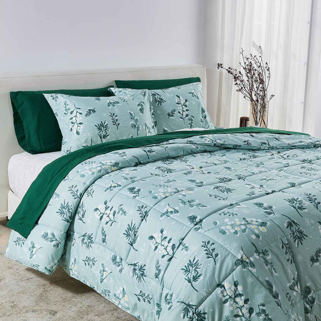 Reversible Christmas Comforter and Sham Set - Holiday / Lodge Odette Collection