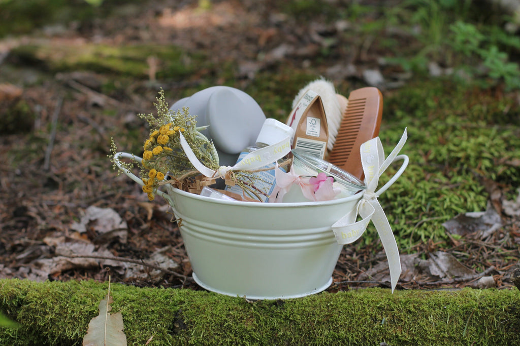 Baby Shower, Favor, Welcome Baby, Mommy to Be, New Mom Care Gift Set-Small Set -Customizable-Vermont Gift