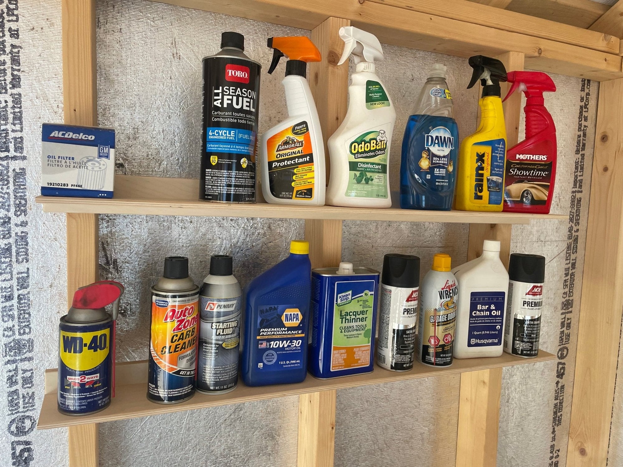 Ledge Shelf – Garage Organization for Bottles & Cans