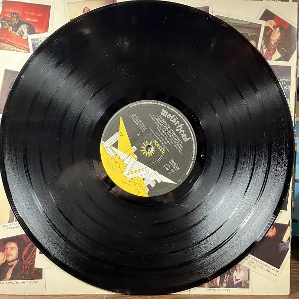 No Sleep 'til Hammersmith (VINYL) | Very Good Plus (VG+) Very Good Plus (VG+)