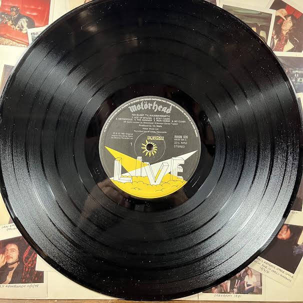 No Sleep 'til Hammersmith (VINYL) | Very Good Plus (VG+) Very Good Plus (VG+)