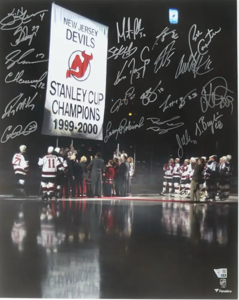 New Jersey Devils 2000 Stanley Cup Champs Signed 16 x 20 Banner Photo & 20 Sigs