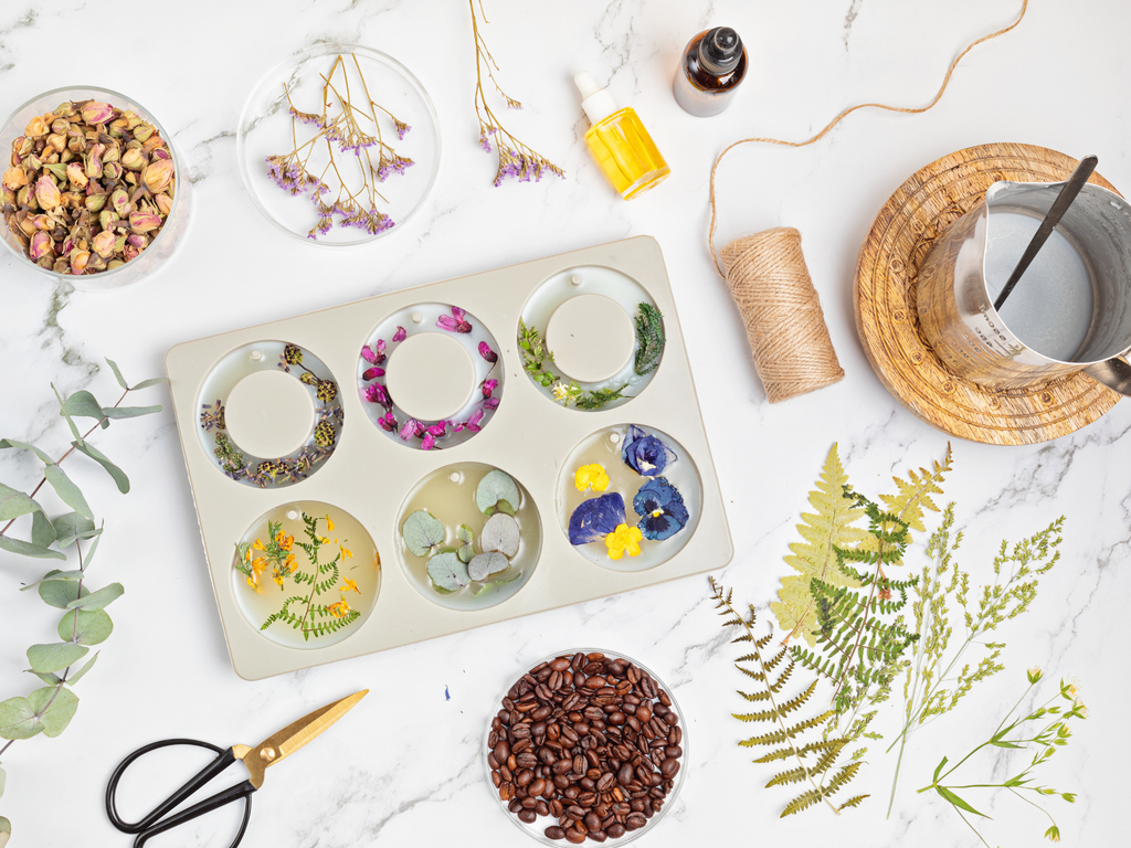 Botanical Wax sachet - Fall & Winter – Cozy, Woodsy & Spiced Scents for the Cooler Seasons