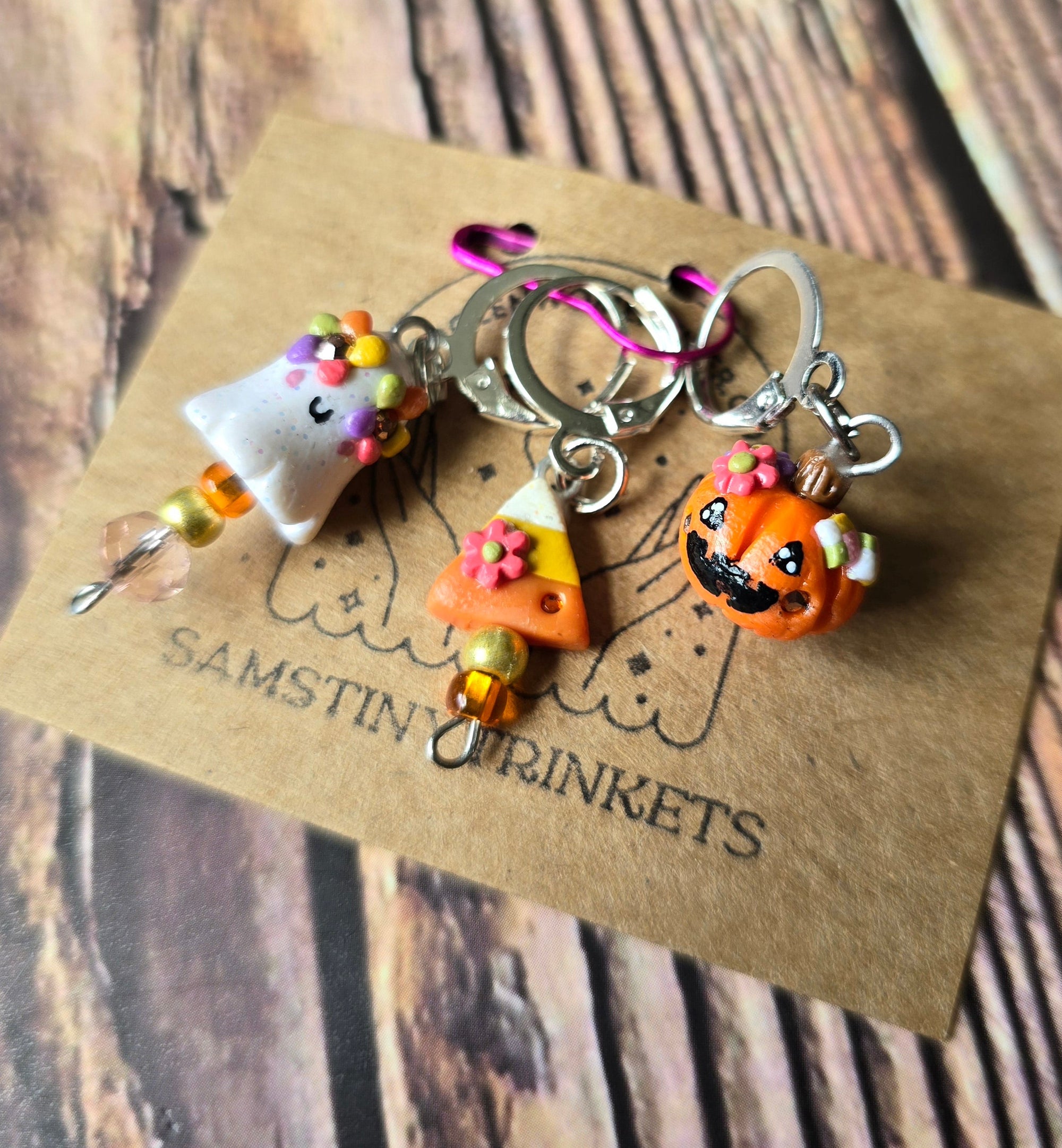 Groovy halloween trinket pack