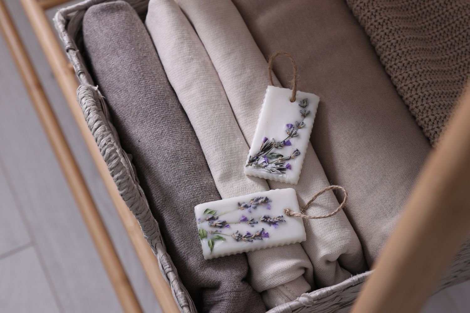 Botanical Wax sachet - Fall & Winter – Cozy, Woodsy & Spiced Scents for the Cooler Seasons