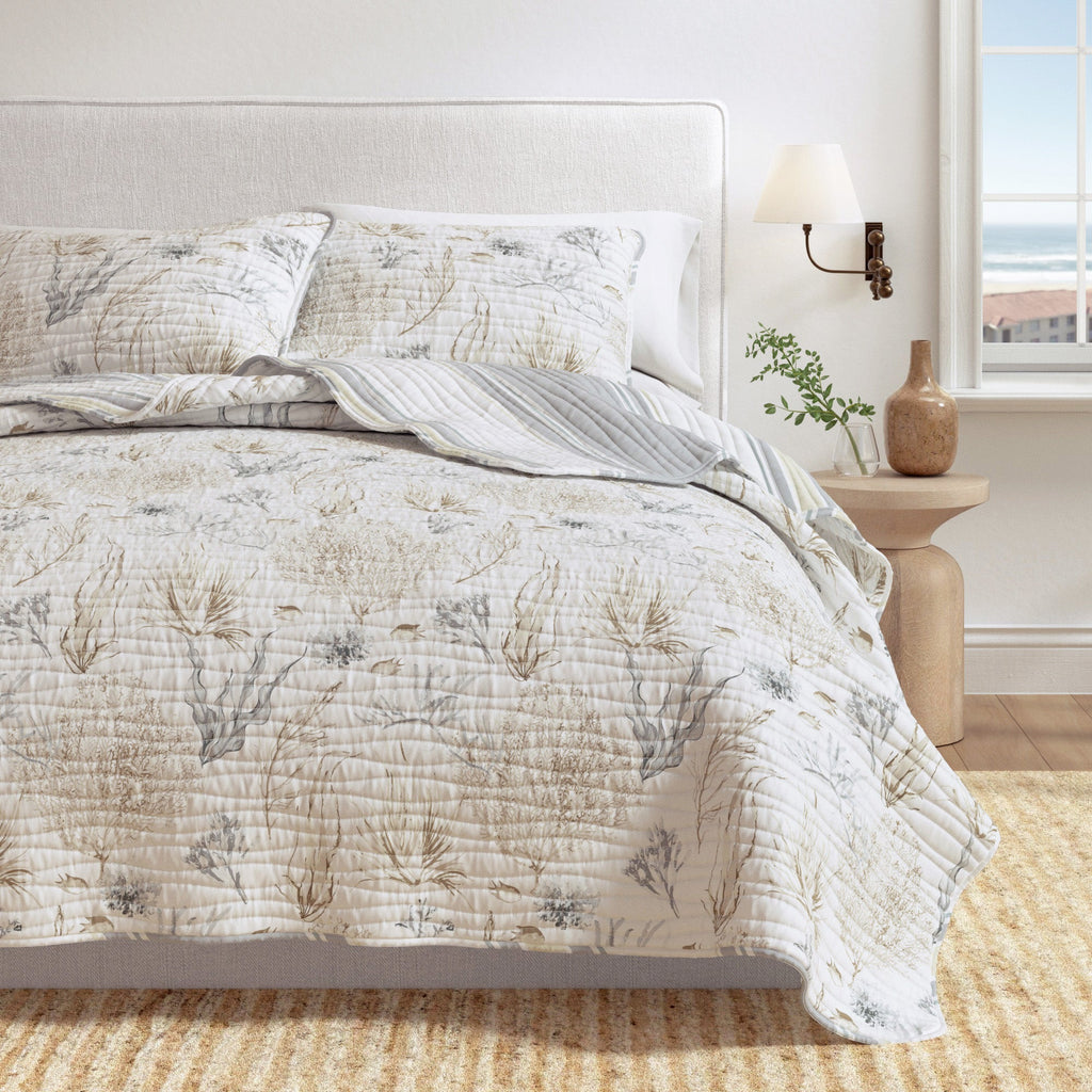Coral Sea Maze Coastal Quilt Set - Newcomb Collection